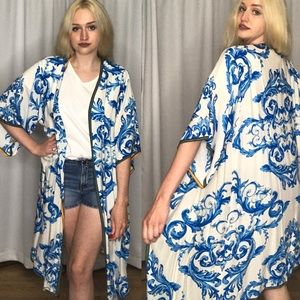 RESTOCKED Flying Tomato New Boutique Kimono Blue